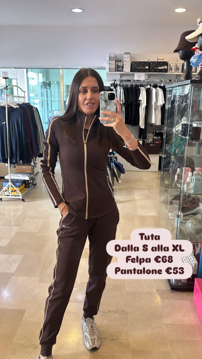 25694C4B-3A37-4994-8901-5108BA0ECA0A Tuta Letizia art 5552